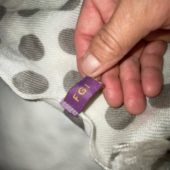 FGI scarf - Picture 2 of 8
